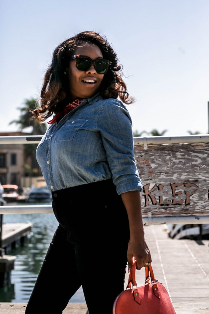 Hautemommie has gone West! Check out her latest OOTD on TheHautemommie!